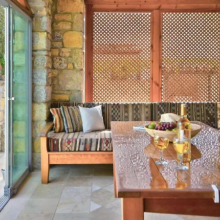 Sleeps 6 Air Con Wifi Villa *